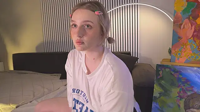 ELLIEJAY online show from April 2026 05:36:01 AM