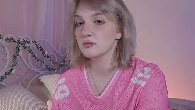 ELLIEJAY online show from March 2026 05:19:02 AM