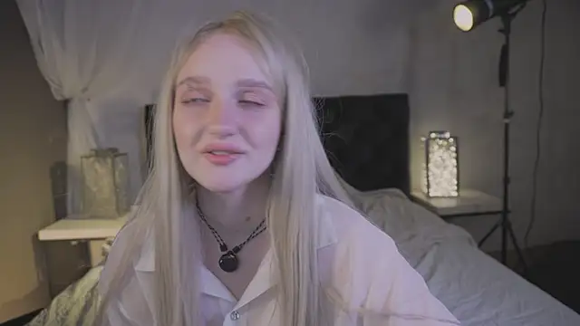 ELLIEJAY online show from May 2026 05:27:02 AM