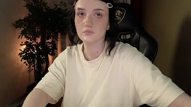 ELLIEJAY online show from October 2025 05:09:01 AM