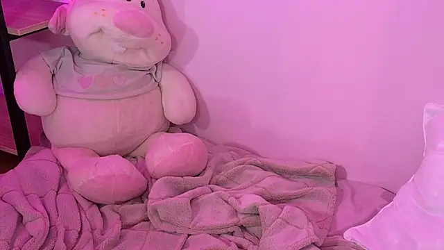 ELLIEJAY online show from October 2025 05:44:01 AM