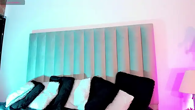 Snapshot of Alexandracamx chatting on September 2025 12:42:01 AM Alexandracamx online show from September 2025 12:42:01 AM