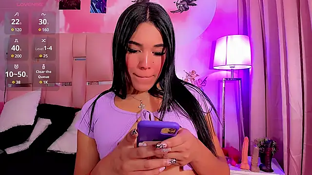 Snapshot of Alexandracamx chatting on January 2025 10:33:01 PM Alexandracamx online show from January 2025 10:33:01 PM