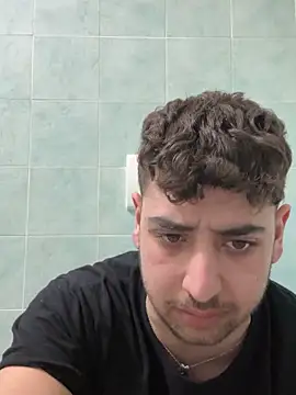 claudio20031 online show from February 2026 05:25:02 PM