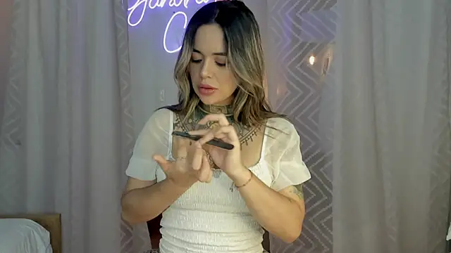 Snapshot of yandracelisofficial chatting on February 2025 03:29:02 AM yandracelisofficial online show from February 2025 03:29:02 AM
