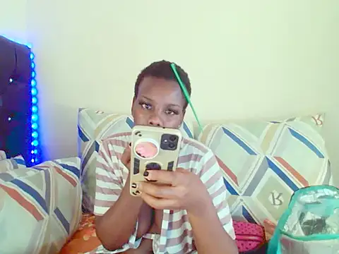 dinnykrazx online show from November 2025 05:19:02 AM