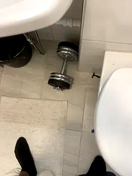 Elrubiolargo online show from December 2025 05:25:01 PM