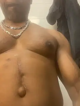 Elrubiolargo online show from February 2025 06:06:01 PM