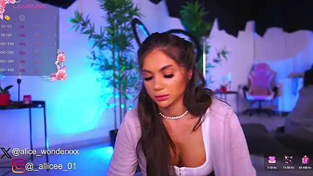 VanessaSimon online show from March 2025 07:05:02 AM