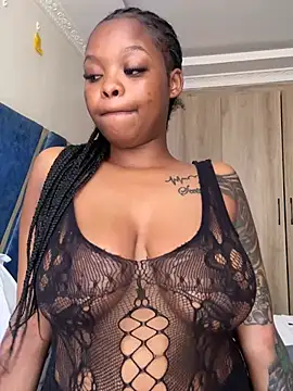 SexxyLunar online show from February 2026 07:30:01 AM