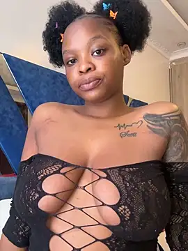 SexxyLunar online show from November 2025 07:45:01 AM