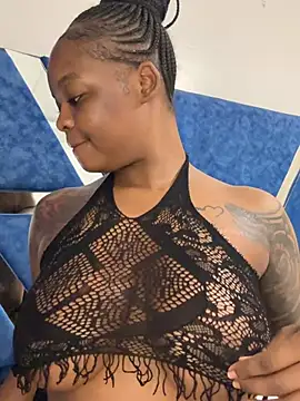 SexxyLunar online show from May 2026 07:51:01 PM