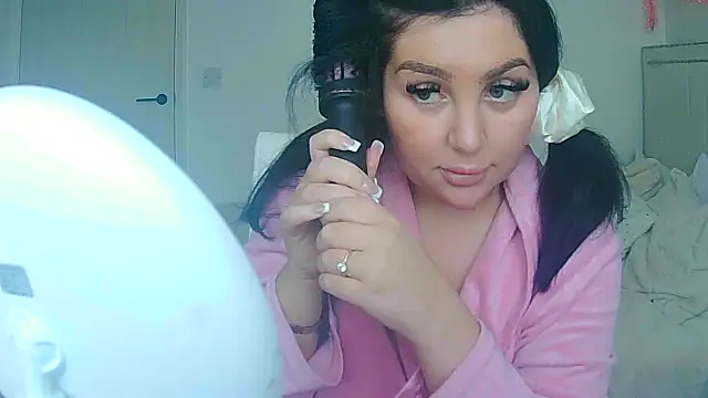 magical mia online show from November 2025 11:54:02 AM