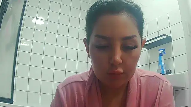 magical mia online show from November 2025 11:21:02 AM