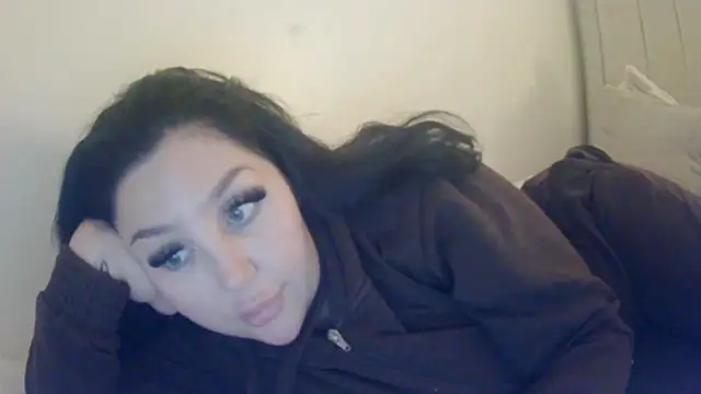 Snapshot of magical_mia chatting on October 2025 08:53:02 PM magical mia online show from October 2025 08:53:02 PM