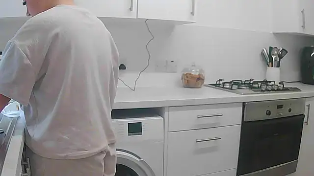 magical mia online show from November 2025 10:19:02 AM