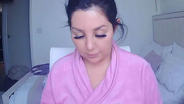 Snapshot of magical_mia chatting on October 2025 10:25:01 AM magical mia online show from October 2025 10:25:01 AM