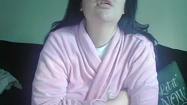 magical mia online show from November 2025 09:42:02 AM