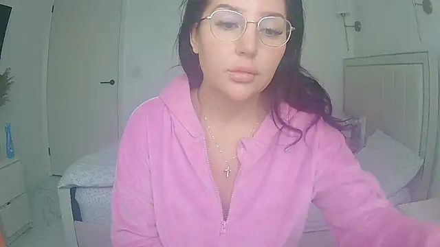 magical mia online show from May 2026 07:38:01 AM