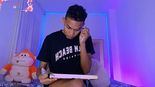 Snapshot of dilan_alfonzo chatting on July 2026 03:24:01 PM dilan alfonzo online show from July 2026 03:24:01 PM