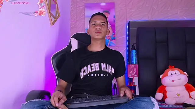 dilan alfonzo online show from April 2026 03:57:01 AM