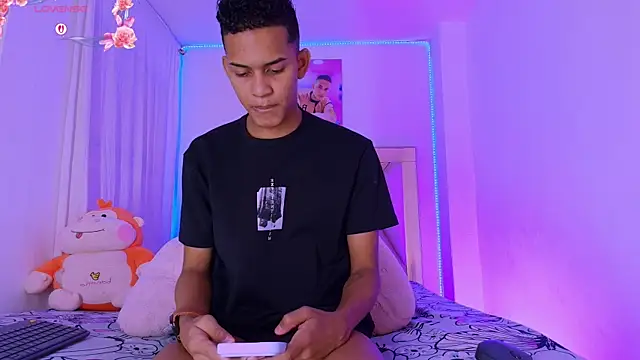 Snapshot of dilan_alfonzo chatting on July 2026 06:27:02 PM dilan alfonzo online show from July 2026 06:27:02 PM