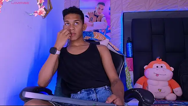 Snapshot of dilan_alfonzo chatting on June 2026 05:33:01 PM dilan alfonzo online show from June 2026 05:33:01 PM