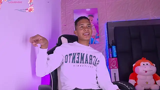 dilan alfonzo online show from April 2026 04:08:02 AM