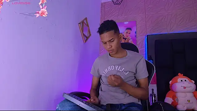 Snapshot of dilan_alfonzo chatting on June 2026 05:45:01 PM dilan alfonzo online show from June 2026 05:45:01 PM