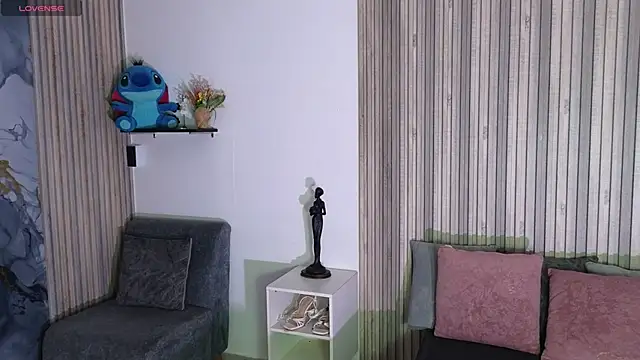 LissaWiild online show from November 2025 01:47:02 PM