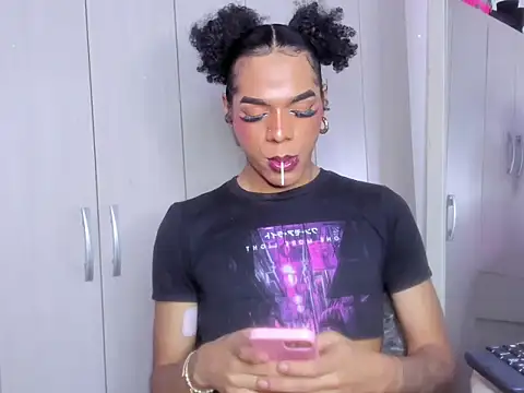 Kendall Hotsexy x online show from April 2026 03:02:02 AM