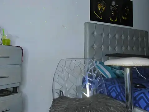 Snapshot of Kendall_Hotsexy_x chatting on October 2025 05:56:02 AM Kendall Hotsexy x online show from October 2025 05:56:02 AM
