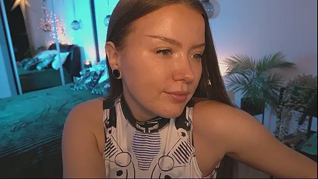 Snapshot of DaisyStacey chatting on February 2026 06:46:01 PM DaisyStacey online show from February 2026 06:46:01 PM