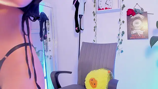 Snapshot of GenesisWhite chatting on March 2025 09:09:01 AM GenesisWhite online show from March 2025 09:09:01 AM