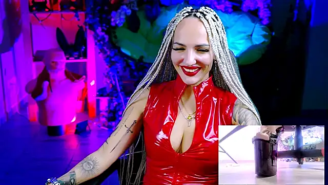 MonicaMaxwel online show from November 2025 10:52:02 AM