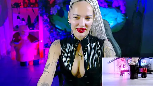 MonicaMaxwel online show from November 2025 10:36:02 AM