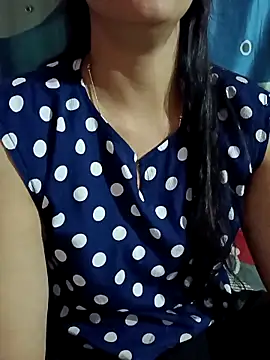 Ankita202 online show from December 2025 05:58:02 PM
