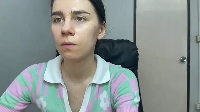 Snapshot of SassyJessi chatting on May 2026 04:12:02 AM SassyJessi online show from May 2026 04:12:02 AM