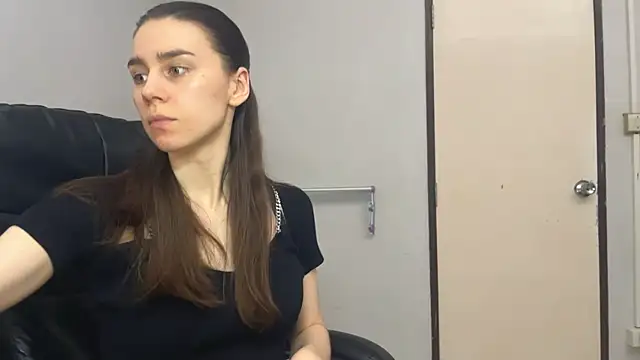 SassyJessi online show from November 2025 04:07:01 AM