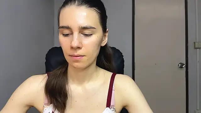 SassyJessi online show from November 2025 04:06:01 AM