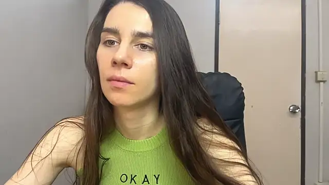 SassyJessi online show from November 2025 04:12:01 AM