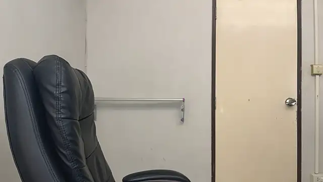 SassyJessi online show from December 2025 04:13:02 AM