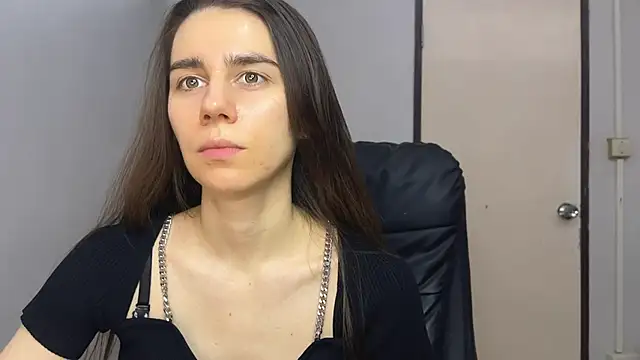 SassyJessi online show from December 2025 04:06:02 AM