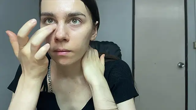 Snapshot of SassyJessi chatting on May 2026 04:14:01 AM SassyJessi online show from May 2026 04:14:01 AM