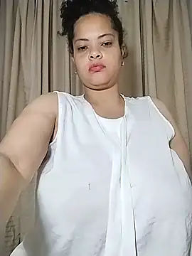 Snapshot of sweetpe chatting on August 2026 05:46:02 AM sweetpe online show from August 2026 05:46:02 AM