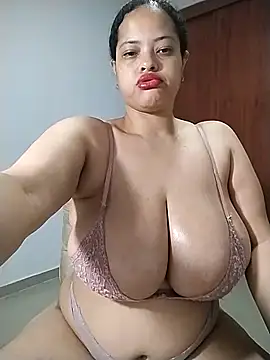 Snapshot of sweetpe chatting on March 2025 07:08:02 AM sweetpe online show from March 2025 07:08:02 AM