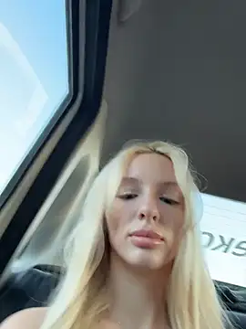 AleksaBlonde online show from June 2026 04:57:02 PM