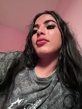 Snapshot of Samys_World chatting on February 2025 12:27:02 PM Samys World online show from February 2025 12:27:02 PM