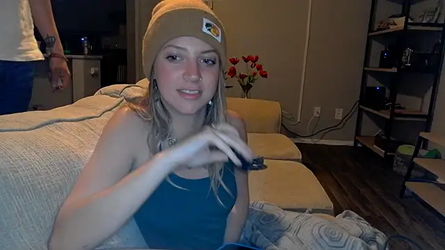 molly witha chance online show from March 2025 05:33:01 AM