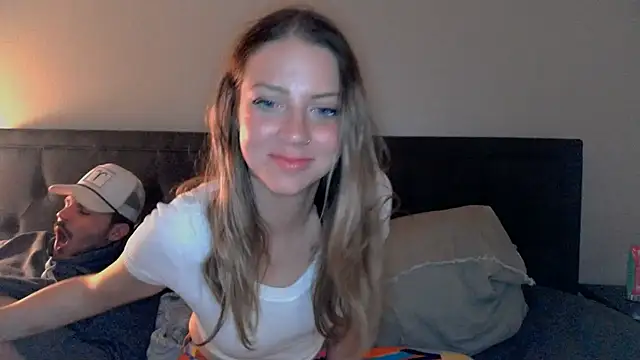 molly witha chance online show from February 2025 02:51:02 AM